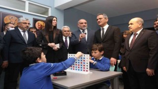 Canikin Akıl ve Zekâ Oyunları sınıflarının açılışını Bakan Özer yaptı