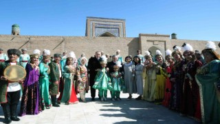 Cumhurbaşkanı Erdoğan, Özbekistanda tarihi Hive kentini gezdi