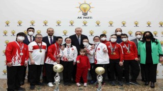 Cumhurbaşkanı Erdoğan, özel sporcularla bir araya geldi