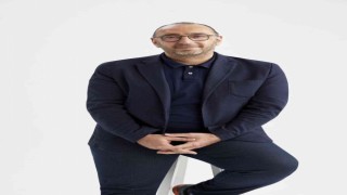 DeFactoda üst düzey atama