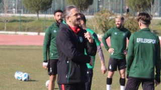 Efeler 09 SFK Teknik Direktörü Boyar; Umudumuzdan hiç bir şey kaybetmedik