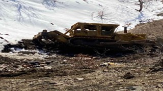 Elazığda dozer uçuruma yuvarlandı: 1 ölü
