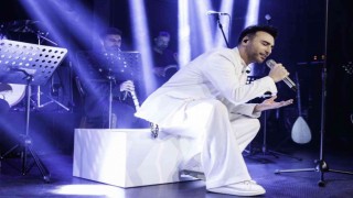 Emre Kaya, “Usta Şarkılar” ile ilk kez sahnede
