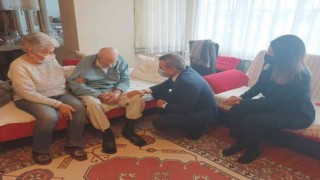 Erdek Kaymakamı yaşlıları unutmadı