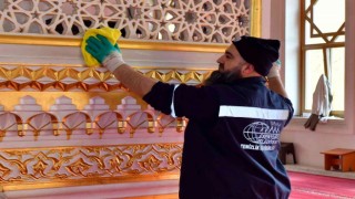 Esenyurtta camiler Ramazana hazırlanıyor