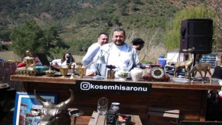 Eski eşya meraklıları Marmariste müzayedede buluştu