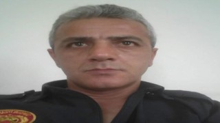 Eski itfaiyeci evinde ölü bulundu