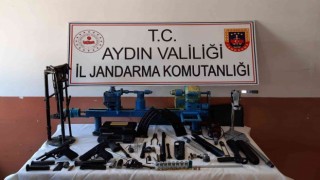 Evi silah imalathanesine çevirmiş