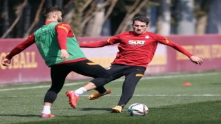 Galatasarayda Arda Turan takımla beraber çalıştı