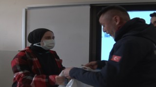 Gaziosmanpaşada temizlik işçisinden örnek davranış