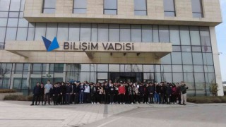 Geleceğin yazılımcıları Bilişim Vadisini gezdi