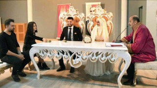 Genç çiftin nikahını Belediye Başkanı Hasan Doğru kıydı