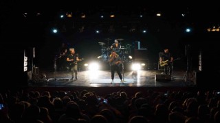 Gençlerin gözde rock gruplarından Zakkum, Bileciki salladı