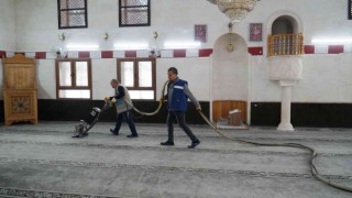 Haliliyedeki camilerde Ramazan hazırlığı