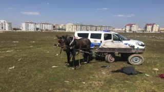 Hırsızlık şüphelileri at arabasını bırakıp kaçtı