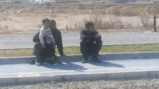 Hurda taşıdığı kamyonet alev alev yandı, 3 yaşındaki oğluyla birlikte canını zor kurtardı