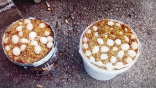 Kaçak sigaraları yumurta kovalarına saklamış
