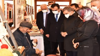 Karamanda huzurevi sakinlerinden ‘Yaşlılar Haftası sergisi