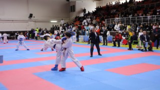 Karate grup müsabakaları Adıyamanda yapıldı