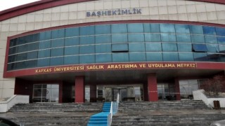 Karsta 1,5 milyon liralık Wolkbot Üniversite hastanesinde 1 aydır çalışmıyor