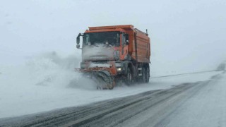 Karsta 169 köy yolu ulaşıma kapalı