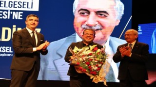 Kartalda Mehmet Moğultay anısına gala gecesi düzenlendi