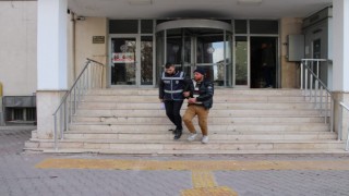 Kasten öldürme suçundan aranan şahıs polisten kaçamadı