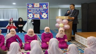 Kız Kuran Kursu öğrencilerinden anlamlı program