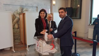 Kızılayda Halil Aydın güven tazeledi