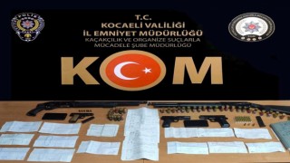 Kocaelide tefecilere operasyon: 5 gözaltı