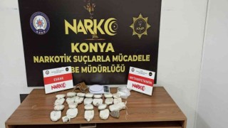 Konyada zehir tacirlerine operasyonu: 5 tutuklama