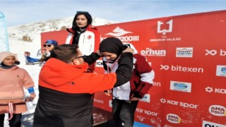 Kütahya Orman SK Sporcusu Yıldız Akbulut, Natürel Kızakta Türkiye ikincisi oldu