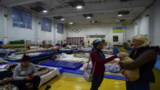 Lvivde spor salonları sığınma merkezine dönüştü