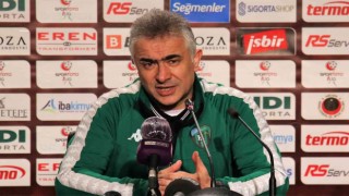 Mehmet Altıparmak: Bizim oyuncumuzun bana göre de kırmızı kart görmesi gerekirdi