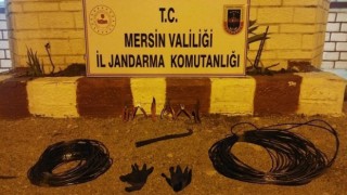 Mersinde kablo hırsızlığı zanlıları yakalandı