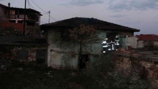 Metruk binada korkutan yangın