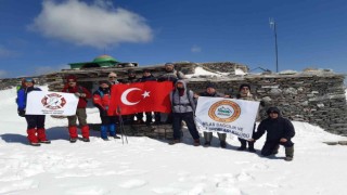 Milaslı dağcılar şehitler anısına Madran Dağına tırmandı