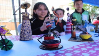Minikler geri dönüşüm malzemelerine hünerlerini işledi