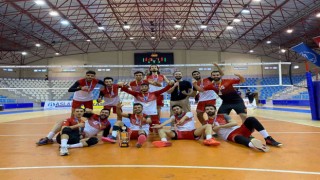 NEVÜ Erkek Voleybol Takımı 1. Lig Müsabakalarında 2. oldu