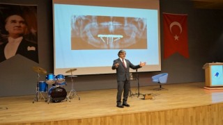 Öğrenciler, farkındalık için Ağız ve Diş Sağlığı Günü etkinliğinde bir araya geldi