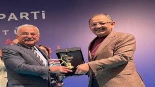 Orduya “Yılın en iyi ve nitelikli kültür sanat sezonu geçiren belediyesi” ödülü