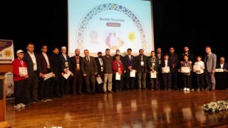 Pendikte ‘İHO Genç Muhafızlar Hafızlık Yarışması İstanbul İl Finalinde ödüller sahiplerini buldu