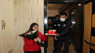 Polislerden down sendromlu Büşraya sürpriz