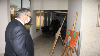 Sağlık çalışanlarına yönelik şiddete hayır konulu resim yarışması