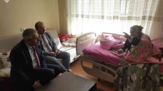 Sağlık Müdürü Dr. Fevzi Yavuzyılmaz 110 yaşındaki Halime teyzeyi ziyaret etti