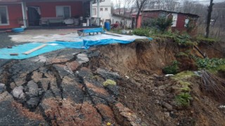 Samsunda 21 kırsal mahallenin kullandığı yol çöktü