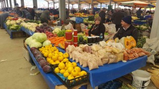 Sındırgıda üretici ile tüketici bu pazarda buluşuyor