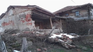 Sinopta heyelan: 5 ev kullanılamaz hale geldi