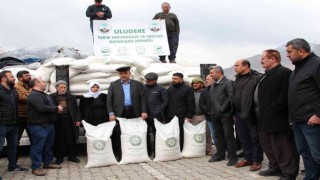 Şırnakta arıcılara yemlik şeker dağıtıldı