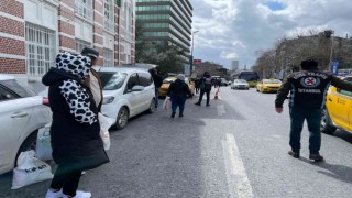 Şişlide turistleri almayan taksici yakalanınca polise isyan etti